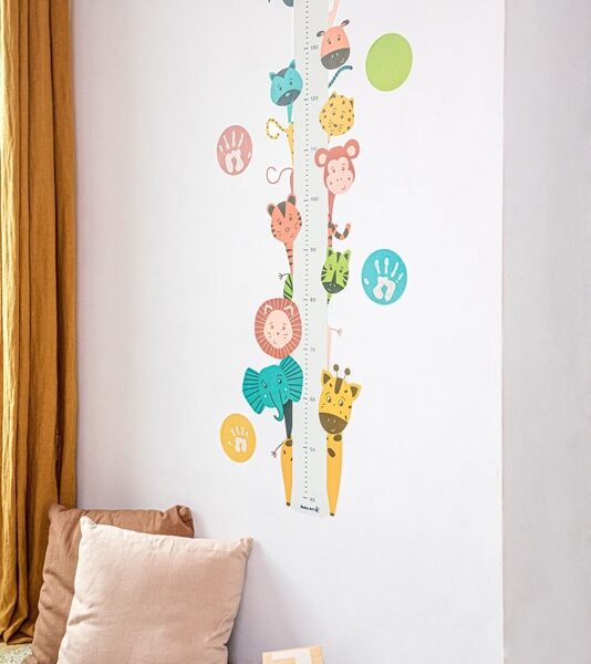 Baby art metro growing chart
