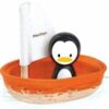 Plan toys barca a vela con pinguino 12m+
