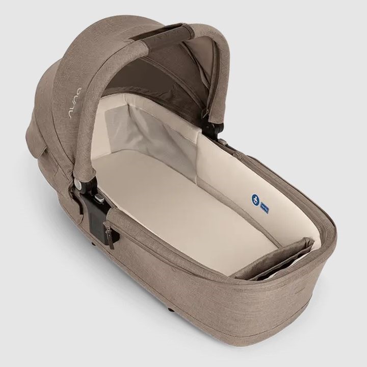 Nuna lytl navicella cedar, ecopelle chocolate